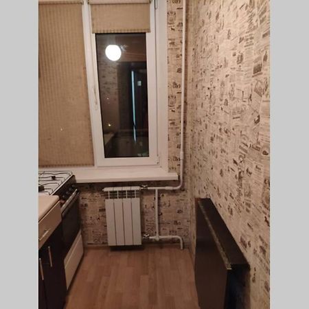 Small Apartment For 2 Kiev Extérieur photo